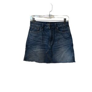 Abercrombie & Fitch Medium Wash Raw Hem Mini Denim Skirt Size 27.